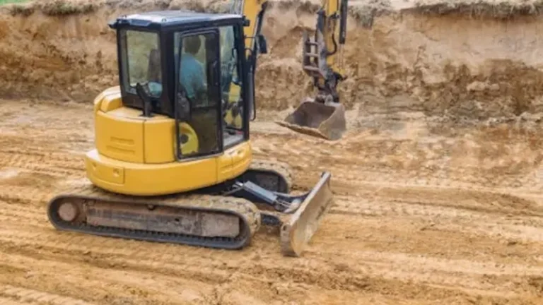 How Do Australian Earthmoving Companies Manage Environmental Impact?