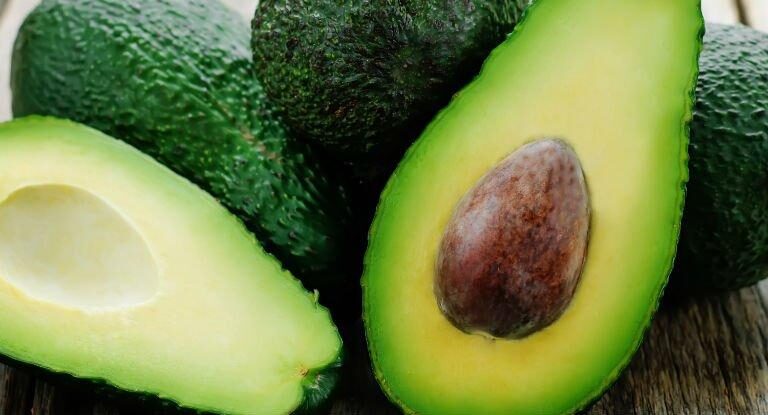 The Health Benefits of Avocados: A Nutritional Powerhouse